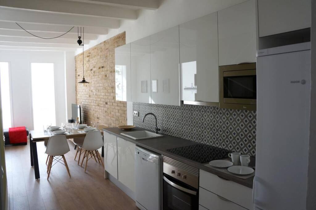 Barcelona Industrial Style Apartment L'Hospitalet de Llobregat Exterior foto